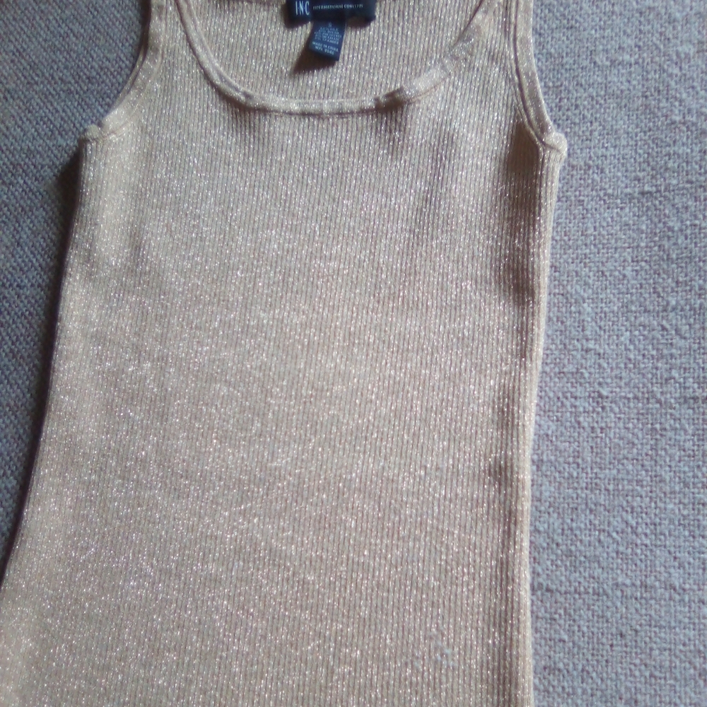 Sleeveless Tank top
